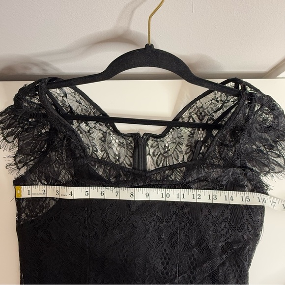 MINKPINK - Black lace overlay with slip mini short sleeve dress - Medium - Picture 8 of 10